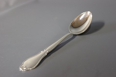 Dinner spoon in Ambrosius, silver plet.
5000m2 showroom.