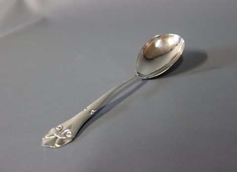 Kompotske i Fransk Lilje, sølvplet.
5000m2 udstilling.