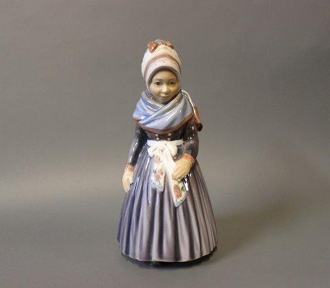 Fanø girl in regional costume, no. 1165 by Dahl Jensen.
Great condition
