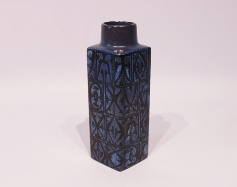 Ceramic vase in different blue shades by Nils Thorson for Royal Copenhagen, no.: 
104/3455.
5000m2 showroom.
