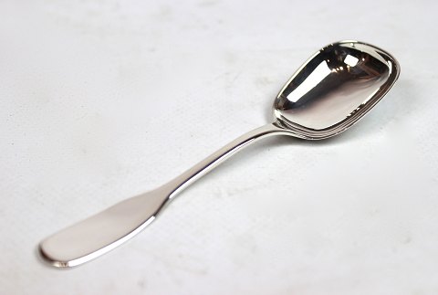 Marmelade spoon in Susanne  by Hans Hansen. 
5000m2 showroom.