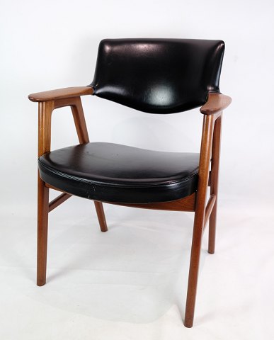 Armchair, model 43, Teak, designed by Erik Kirkegaard, 1950
Great condition
