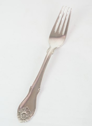 Dinner fork, Rococo, Tretårnet 830s, Horsens silverware factory
Great condition

