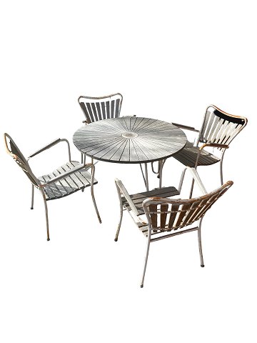 Marguerit garden set, 4 chairs, teak wood, metal, 1950s.
Great condition
