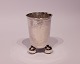 Lille bæger på kugle fødder dekoreret med ciseleringer i 830 sølv fra starten af 
1800 tallet.
5000m2 udstilling.