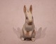 Bing og Grøndahl porcelænsfigur, siddende kanin, nr.: 2443.
5000m2 udstilling.
