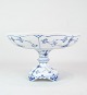 Half-lace top - Royal Copenhagen - Mussel painted porcelain - No. 710
Great condition
